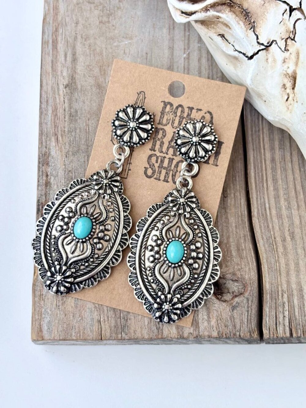 NWT Western Silver-Tone Drop Earrings with Turquoise Accent - Picture 4 of 4